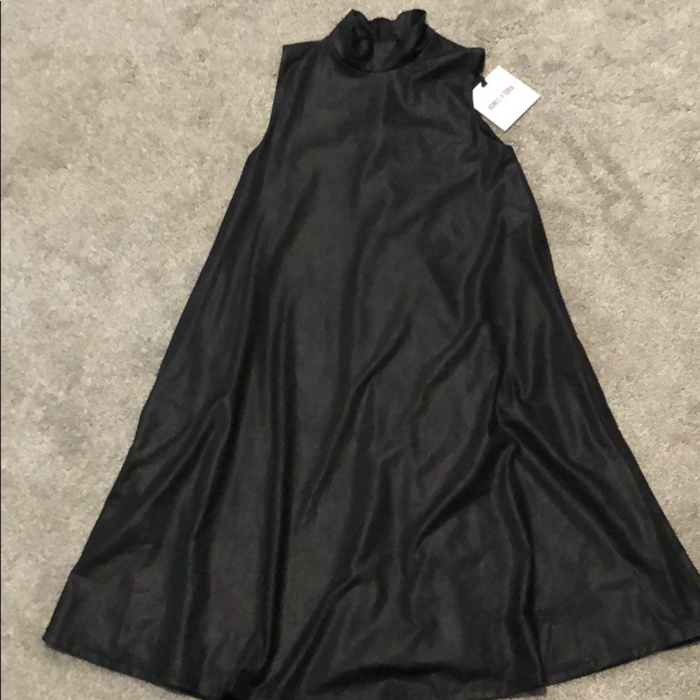 Agnes & Dora Mock Neck Black faux leather size XXS